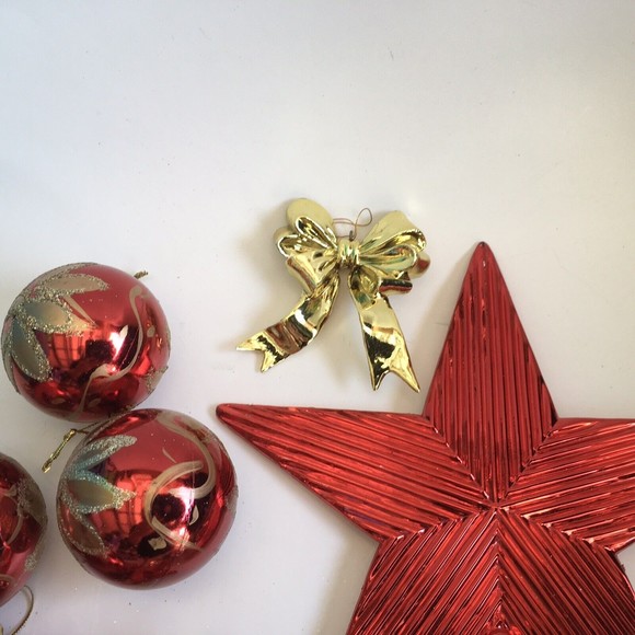 Tree Decorating Starter Kit Christmas Ornaments,Garland,Topper Red, Green Gold - Picture 5 of 9